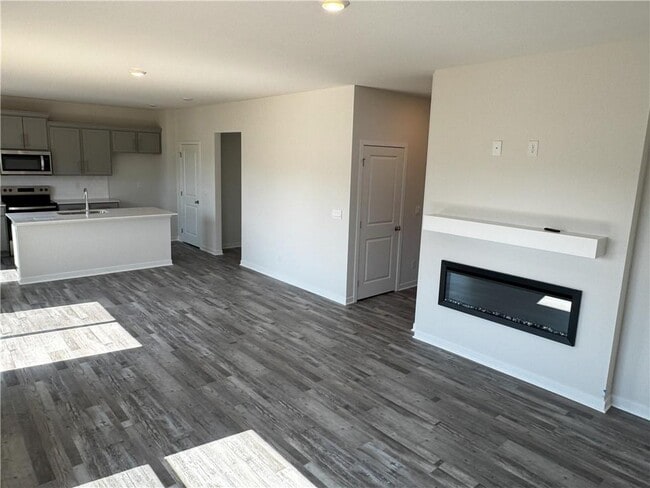 19611 W 201st St in Spring Hill, KS - Building Photo - Building Photo