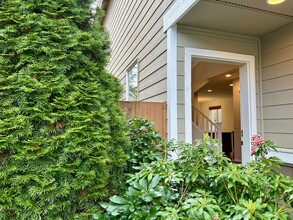17717 39th Dr SE in Bothell, WA - Building Photo - Building Photo