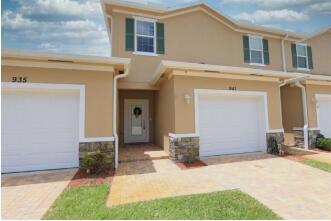 941 NE Trailside Run in Port St. Lucie, FL - Building Photo