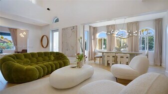 1201 NE 85th St in Miami, FL - Building Photo