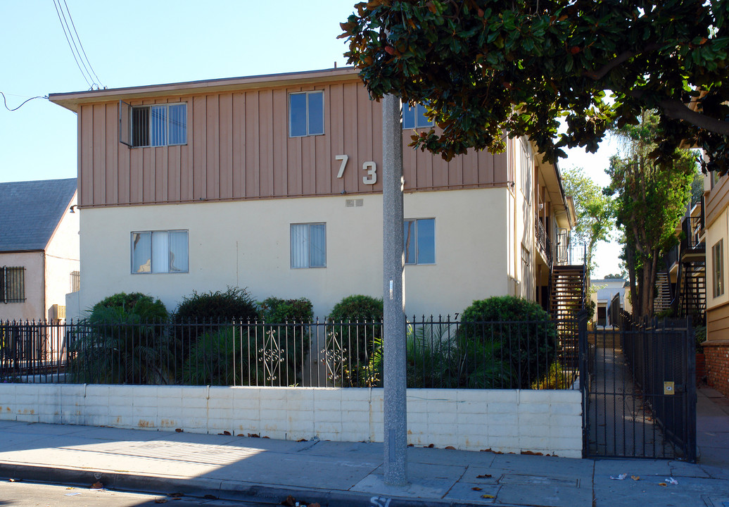 734 N Inglewood Ave in Inglewood, CA - Building Photo