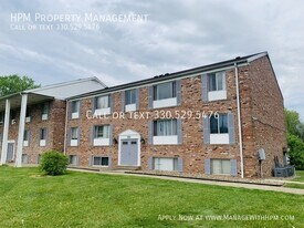 4231 Middlebranch Ave NE in Canton, OH - Building Photo