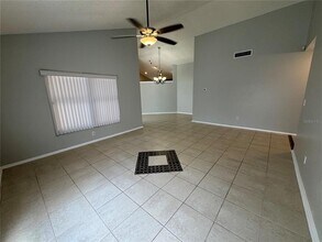 5906 Birchwood Dr in Tampa, FL - Building Photo - Building Photo