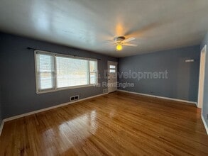 838 Whitlock Ave in Aurora, IL - Building Photo - Building Photo