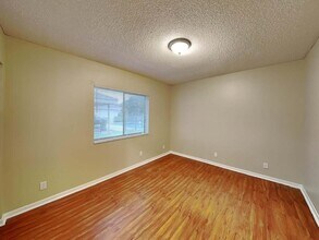 5529 NW 62nd Ave in Coral Springs, FL - Building Photo - Building Photo