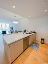 1001 Queen St in Honolulu, HI - Building Photo - Building Photo