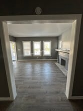 3297 Clements St, Unit 1 in Detroit, MI - Foto de edificio - Building Photo