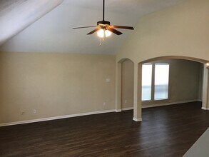 10523 Linsley Lane in Houston, TX - Building Photo - Building Photo