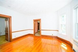 170 Pleasant St in Cambridge, MA - Building Photo - Building Photo