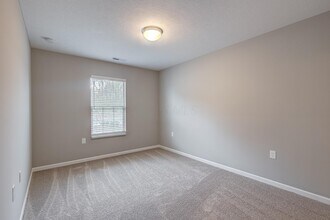 9255 Sun Gold Lp in Reynoldsburg, OH - Foto de edificio - Building Photo