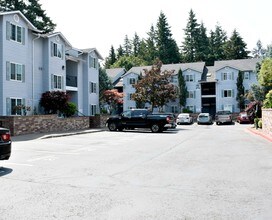 Red Rose Manor in Portland, OR - Building Photo - Building Photo
