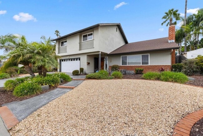 4866 Park Dr in Carlsbad, CA - Foto de edificio - Building Photo
