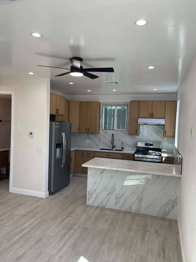 property at 5335 Saxon St