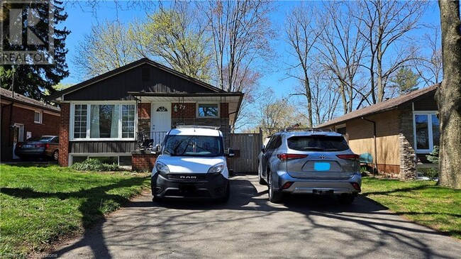 77 Blackwood Crescent