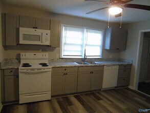 1423 Stevens Ave NE in Huntsville, AL - Building Photo - Building Photo