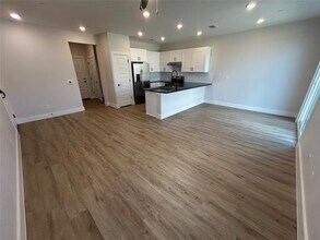 7600 Strong Bow Ct in Austin, TX - Building Photo - Building Photo