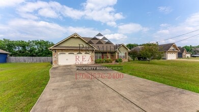 9 Greyhawk Ct in Fort Mitchell, AL - Building Photo - Building Photo