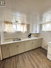 58 Carlton St in St Catharines, ON - Building Photo - Building Photo