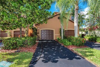 1337 Presidio Dr in Weston, FL - Building Photo - Building Photo