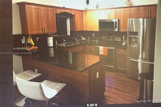 415 SE 17th Ave in Homestead, FL - Building Photo - Building Photo