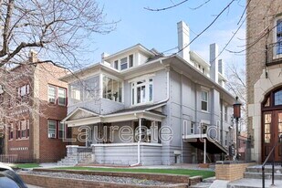 1058 N Pearl St, Unit #5 in Denver, CO - Building Photo