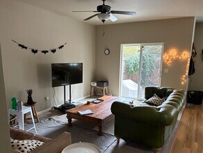 1926 NW Kale Way in McMinnville, OR - Building Photo - Building Photo