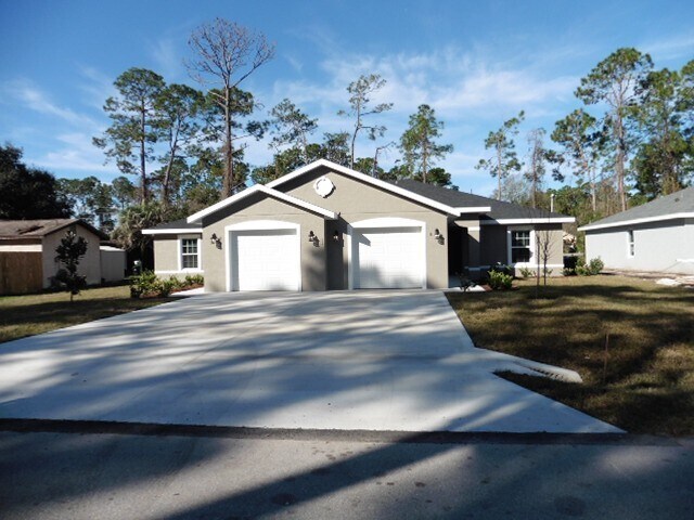 11 Wellwood Ln in Palm Coast, FL - Building Photo