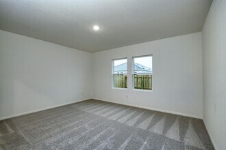 212 Wilson Spgs Ln in Taylor, TX - Building Photo - Building Photo