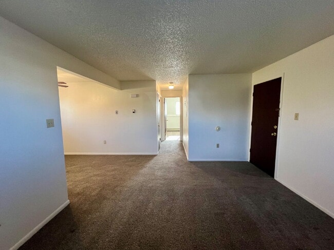 1519 Oxford Dr in Cheyenne, WY - Building Photo - Building Photo