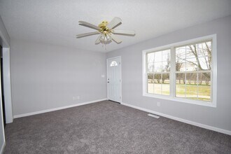 1817 Needmore Rd in Clarksville, TN - Building Photo - Building Photo