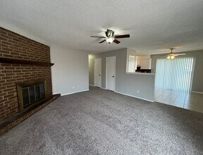 7239 E 46th Pl-Unit -7241 in Tulsa, OK - Building Photo - Building Photo