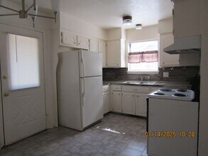 908 NE Tortoise Dr in Lawton, OK - Building Photo - Building Photo