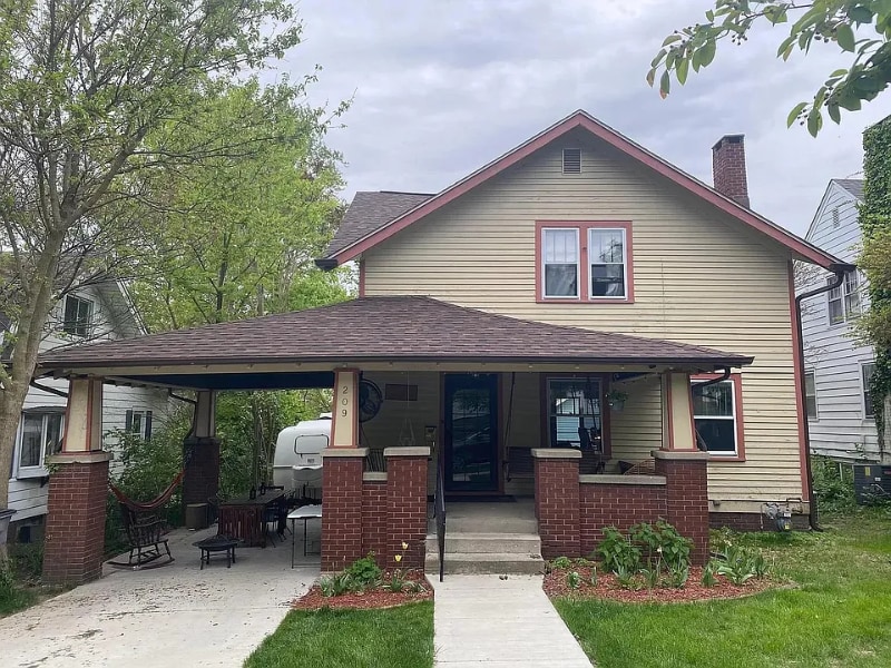 209 E Lutz Ave in West Lafayette, IN - Building Photo
