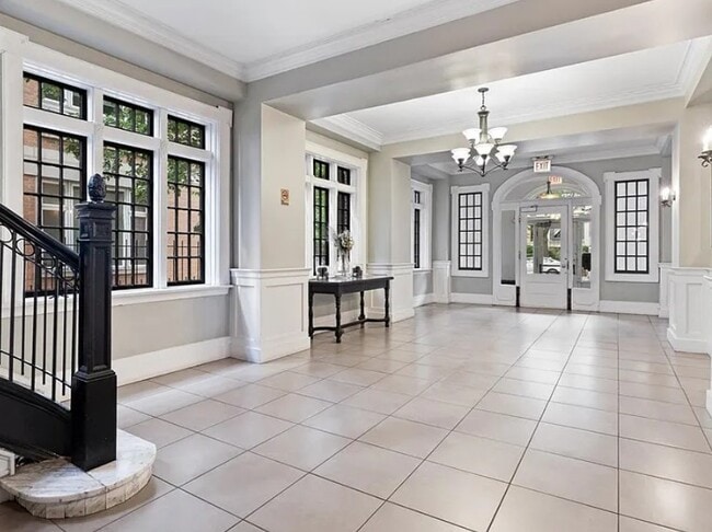 4144 N Sheridan Rd in Chicago, IL - Building Photo - Building Photo