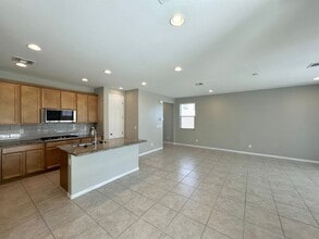 865 Cirrus Cloud Ave in Las Vegas, NV - Building Photo - Building Photo