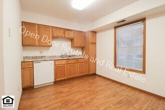 5215 Vermont Ln in Fort Wayne, IN - Building Photo - Building Photo