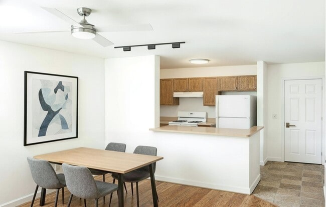 Heron Pond 55+ Apartments