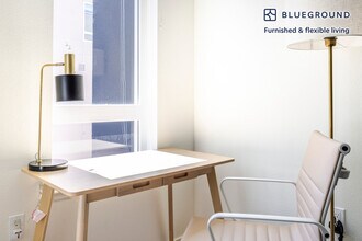 100 Callan Ave in San Leandro, CA - Foto de edificio - Building Photo