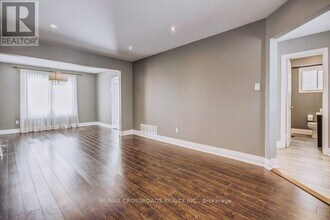 34 Noake Crescent in Ajax, ON - Building Photo - Building Photo
