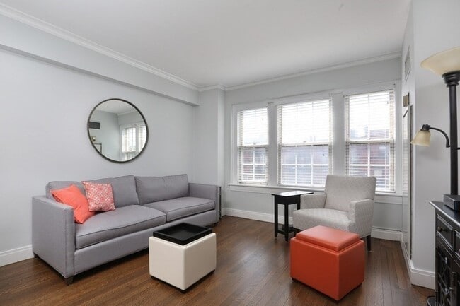 534 Beacon St, Unit 501 in Boston, MA - Building Photo - Building Photo
