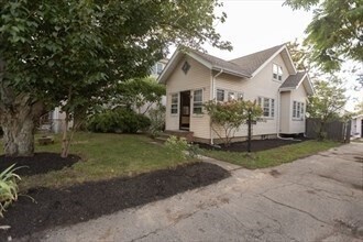 29 Oval Rd in Quincy, MA - Building Photo