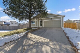 4125 Dolphin Cir in Colorado Springs, CO - Building Photo
