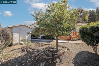 3592 Hillcrest Rd in El Sobrante, CA - Building Photo - Building Photo