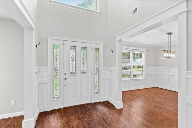 812 Whisper Hollow Dr in Chesapeake, VA - Building Photo - Building Photo