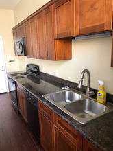 524 23rd St in Galveston, TX - Foto de edificio - Building Photo