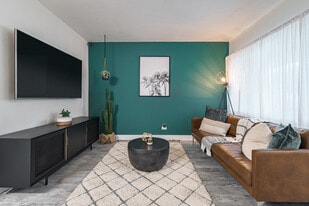 Cynthia Gardens Apartments in Boca Raton, FL - Building Photo