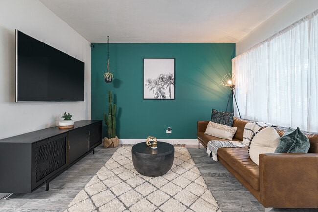 Cynthia Gardens Apartments