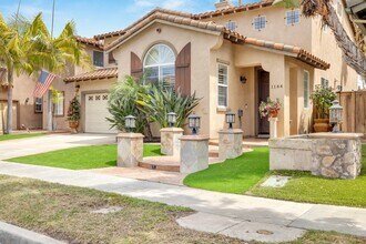 1164 Tenaya Lake Rd in Chula Vista, CA - Building Photo - Building Photo