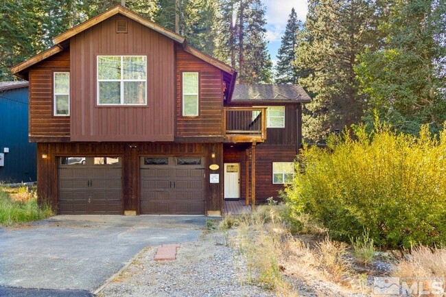 1512 Meadow Vale Dr in South Lake Tahoe, CA - Building Photo - Building Photo