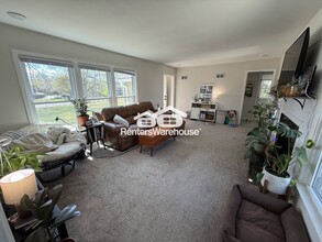 112 E 99th St in Kansas City, MO - Building Photo - Building Photo